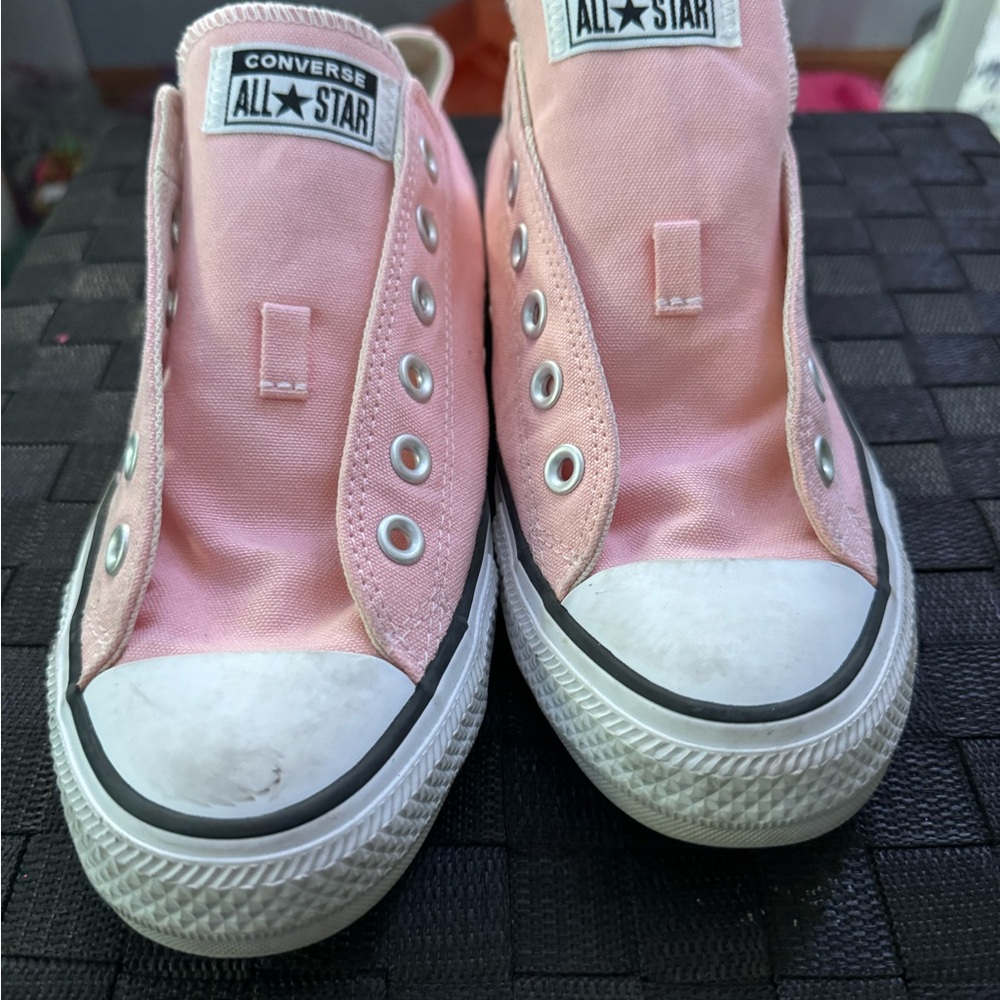 Converse without laces